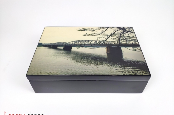 Rectangular box with the picture of Truong Tien Bridge 23*16*H6cm